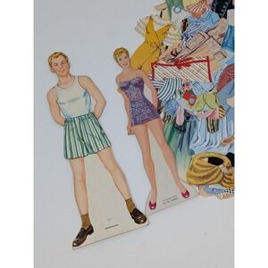Dorris Day VINTAGE PAPER DOLL ORIGINAL 1952- Whitman and groom paper doll